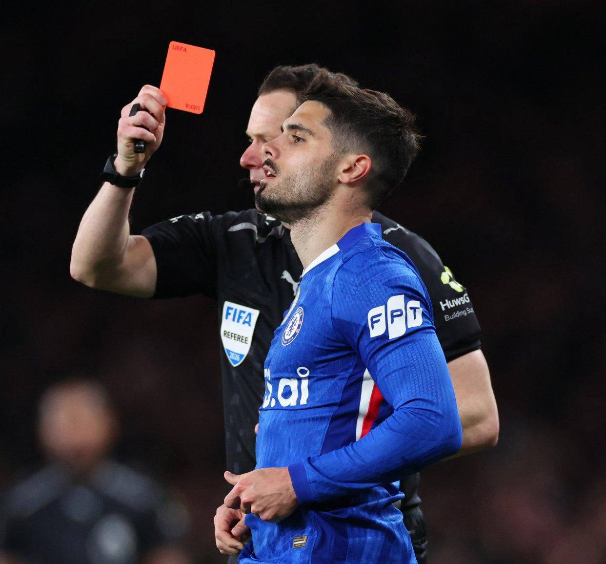 包含刚刚！赛前广州队止住颓势梅西赛事官方发布逆转新规，转会期AC米兰调整名单以备欧联的词条