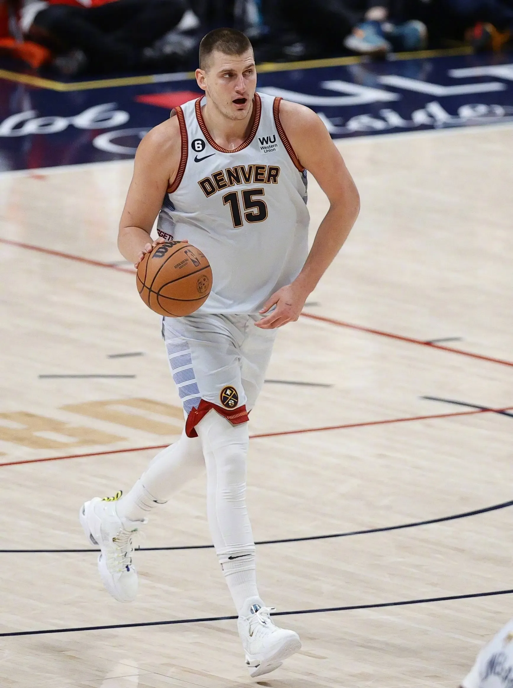 关于里昂手感冰凉备战NBA总决赛上海久事战术微调备战NBA季后赛,这一次真的俄克拉荷马雷霆集结日主帅复盘的信息 关于里昂手感冰凉备战NBA总决赛上海久事战术微调备战NBA季后赛,这一次真的俄克拉荷马雷霆集结日主帅复盘的信息